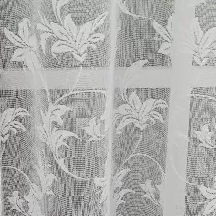 Klöpli csipkeszerű virágos indás fehér jacquard függöny egyedi méretre varrva